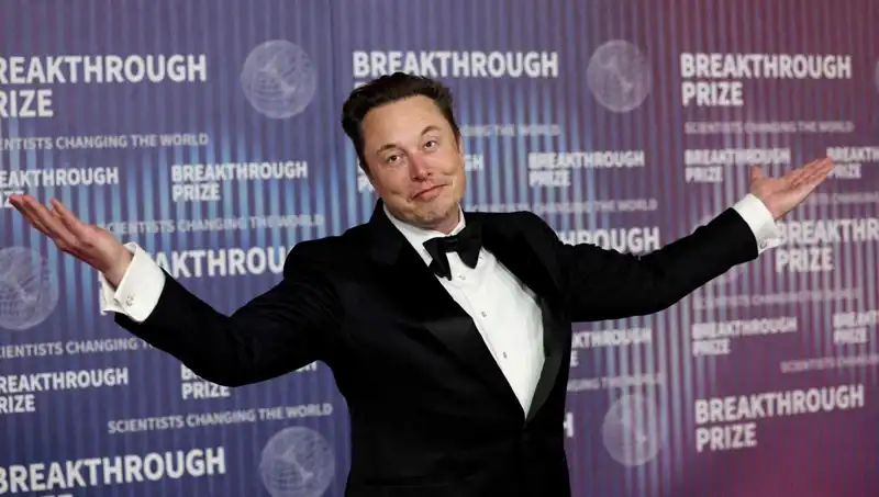 Elon Musk, X’in Yeni Mesajlaşma Uygulamasıyla Flört Dünyasına Mi Adım Atıyor?