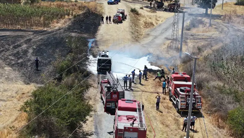Seyir Halindeki Tanker Korkunç Yangınla Alev Alev Yandı