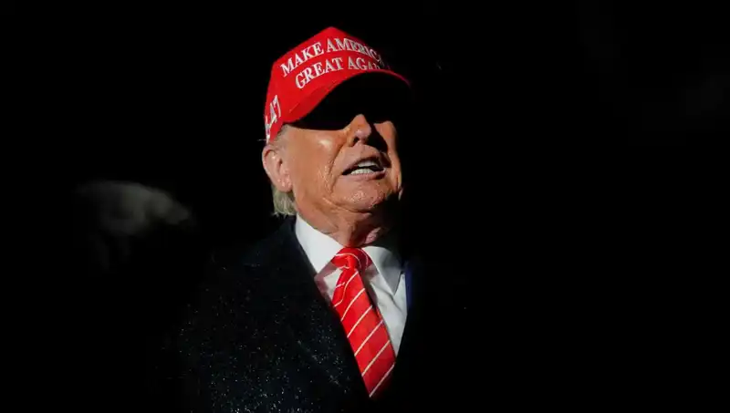 Yüksek Mahkeme’nin Trump’a Sağladığı Yetki: Göçmen Statüsünde Değişim Rüzgarları Esiyor!