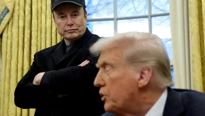 Elon Musk, Trump Kabinesinden Ayrılarak Yeni Bir Döneme Mi Giriyor?