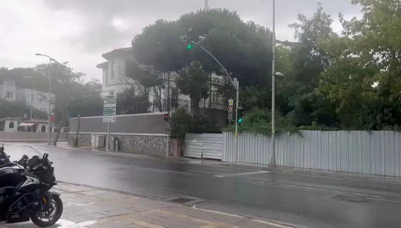 İstanbul'un Nefes Aldığı Gün: Sağanak Yağışlar Şehri Rahatlattı