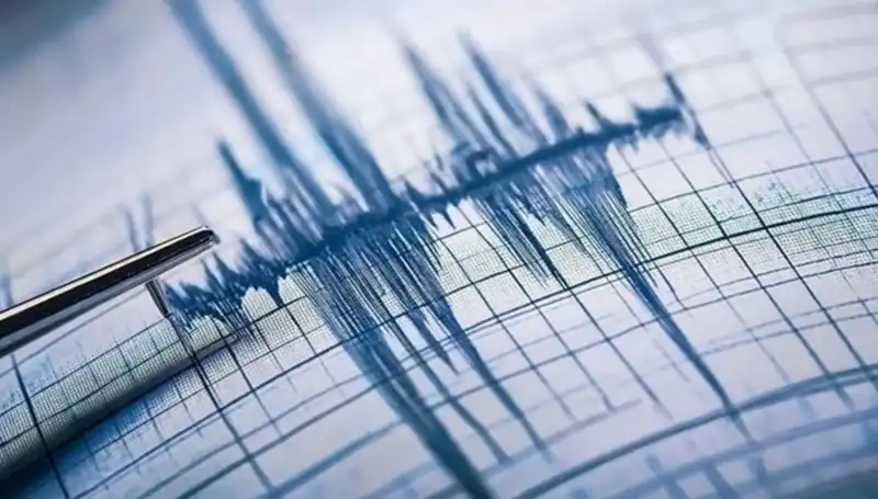 Rusya'da Tarihi Deprem: 8 Büyüklüğünde Sarsıntıyla Tsunami Alarmı