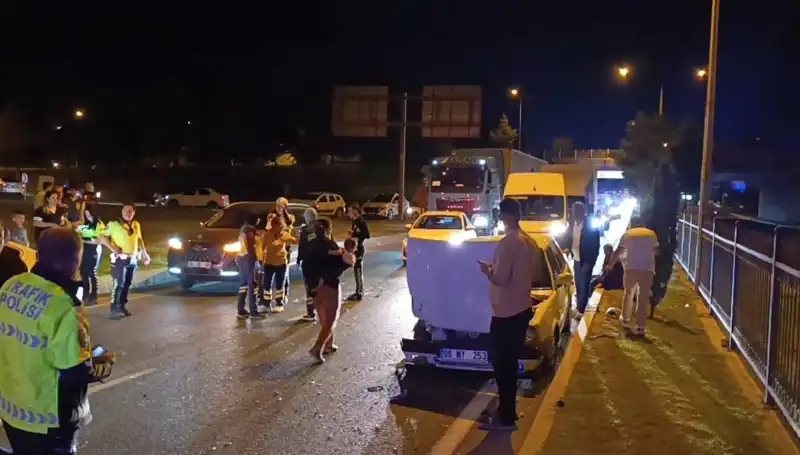 Otoyolda Korkunç Kaza: Çocuklar da Dâhil Dört Kişi Yaralandı