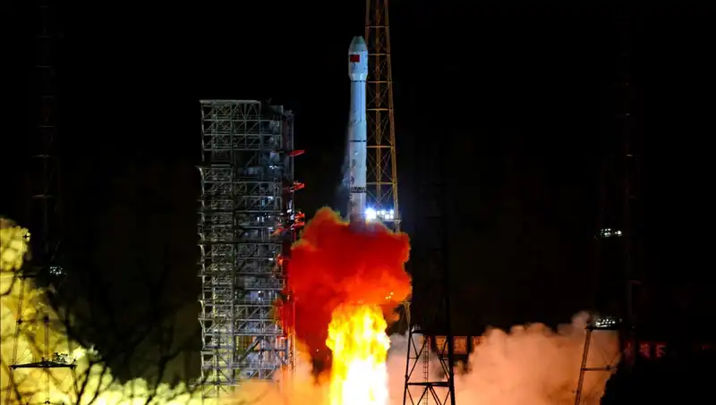 Çin'in Tienvın-2 Asteroid Keşif Aracının Uzay Görevi Başladı
