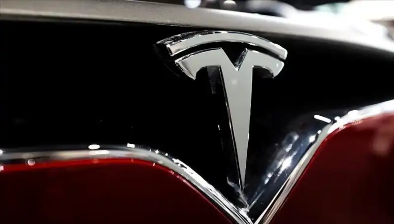 Tesla’nın Ucuz Model Tartışması: HW3 Sahiplerinin FSD Beklentileri Karışıklığı Tetikliyor