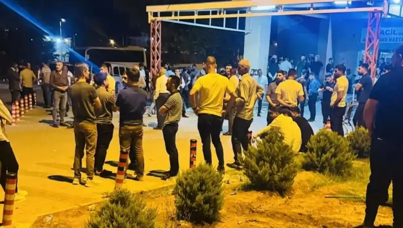Şırnak'ta İki Aile Arasında Çıkan Silahlı Kavga: 1 Ölü, Çok Sayıda Yaralı