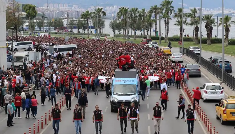 İzmir'de Grev Harekete Geçti: 4. Gününde Neler Yaşanıyor?
