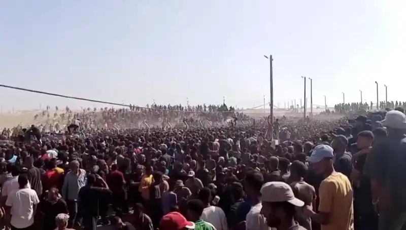İsrail’in Gazze’deki Yardım Dağıtım Noktasına Saldırısı: 26 Can Kaybı