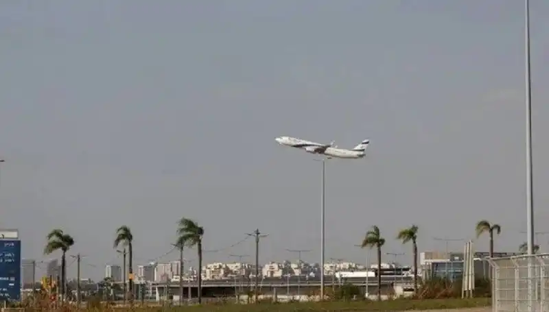 Yemenli Husiler, Ben Gurion Havalimanı’nı Hedef Aldı: Küresel Güvenlik Tehlikede mi?