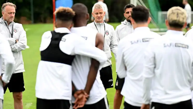 Futbolculara Eleştiri: Solskjaer, Duygularını Paylaştı!