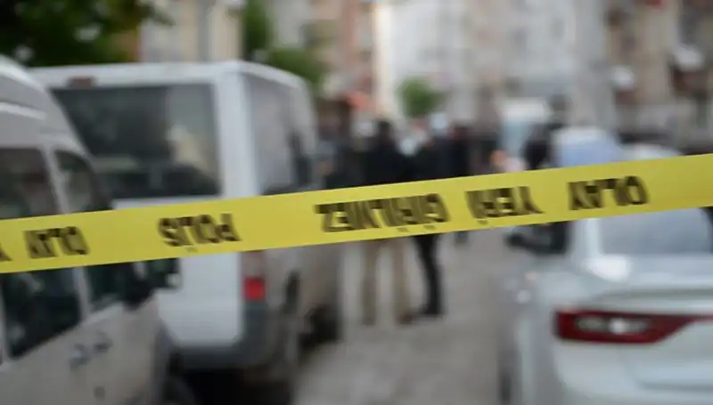 Adana'da Kanlı Pusu: Araç İçinde Şok Edici Cinayet Gerçekleşti