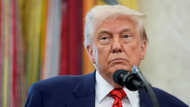 Trump G7 Zirvesi'nden Neden Erken Ayrıldı? Acil Toplantının Gizemi