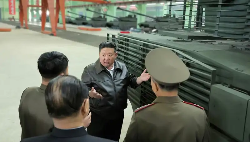 Kuzey Kore Lideri Kim Jong-un'dan Modern Savaş İçin Üretim Çağrısı
