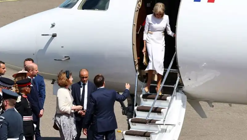Macron Çiftinde Şok Kriz: Eşinin İlgisizliği Dikkat Çekti