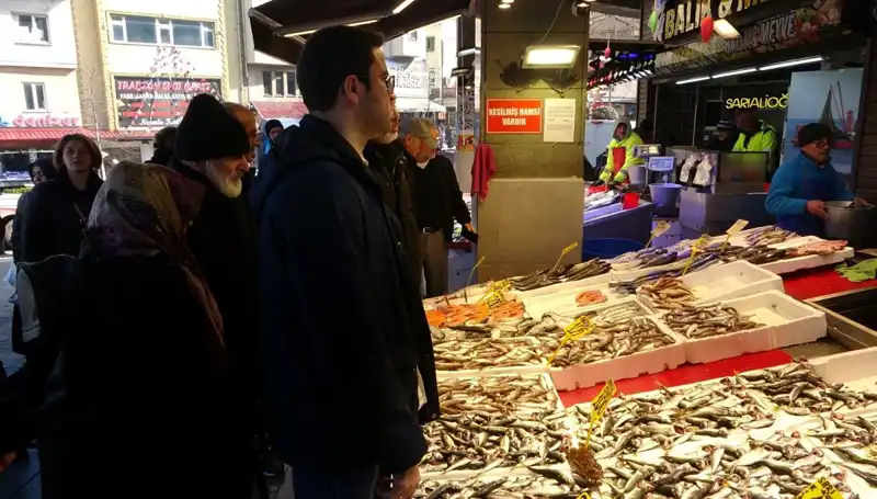 Hamsi Karaborsaya Düştü: Tezgahlarda Ne Oluyor?