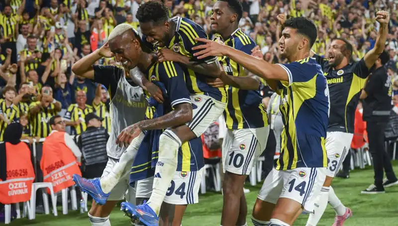 Fenerbahçe'nin Geliri Patladı: Tur Ziyaretleri Kulübe Büyük Katkı Sağladı